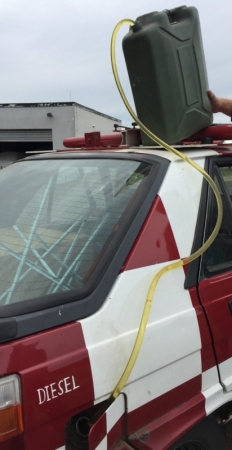 Pompa peristaltica con valvola di non ritorno e tubo flessibile da 1,6 m per il rifornimento di carburante